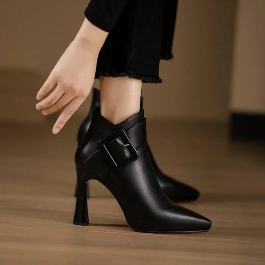 Botin Clara con Hebilla